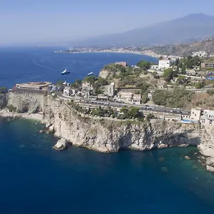 https://villa-isola-bella.sicilyhotelsitaly.net