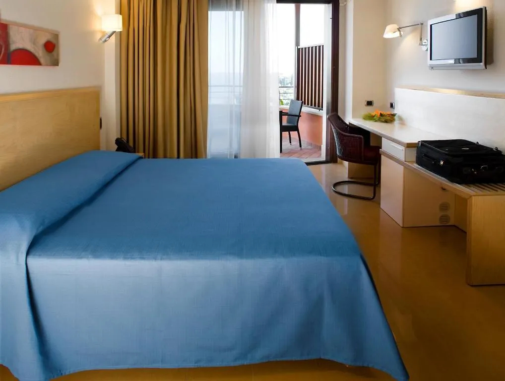 Taormina Panoramic Hotel 4*,